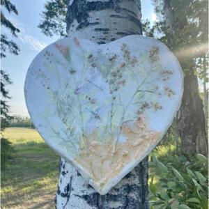 Botanical Mix Heart - Plaster Cast Resin Art