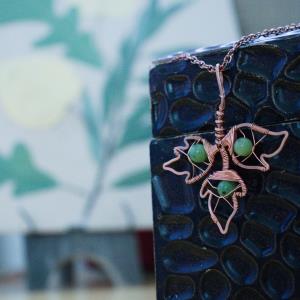 Poison Ivy Leaflet - Canadian Jade - Copper Necklace